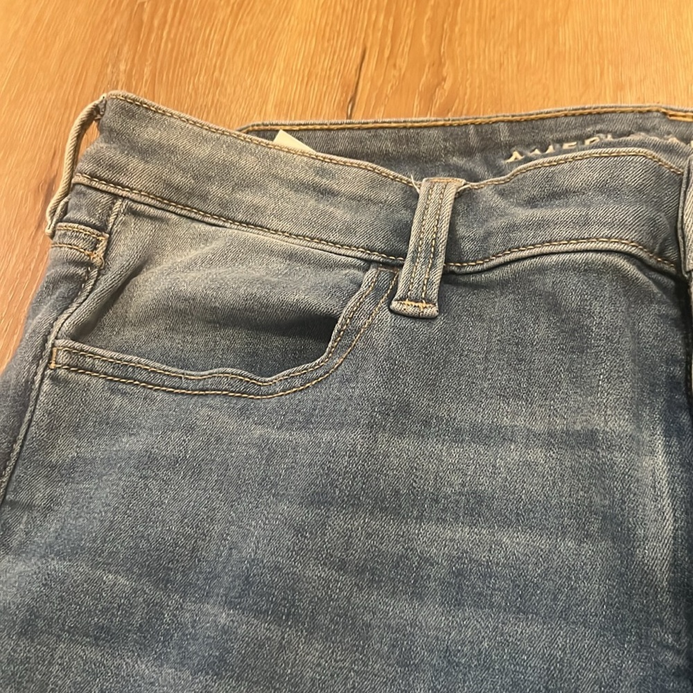 American Eagle super hi-rise jegging-16 short - Picture 2 of 10